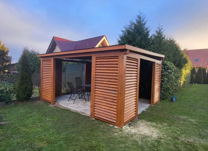 Altany, tarasy, carporty